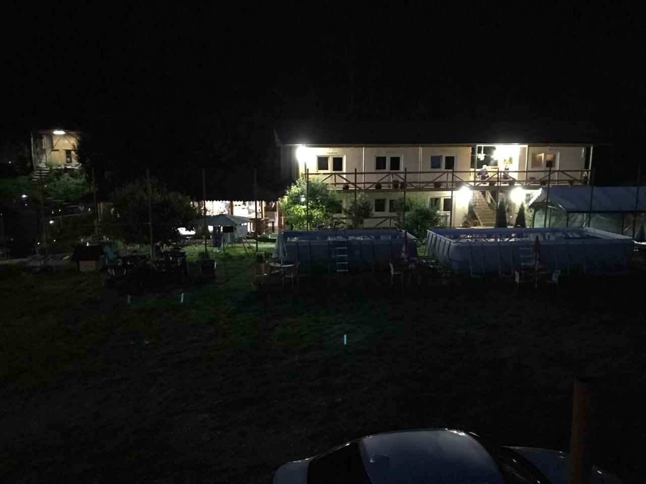 Pensiunea Serbeca Brosteni Dış mekan fotoğraf